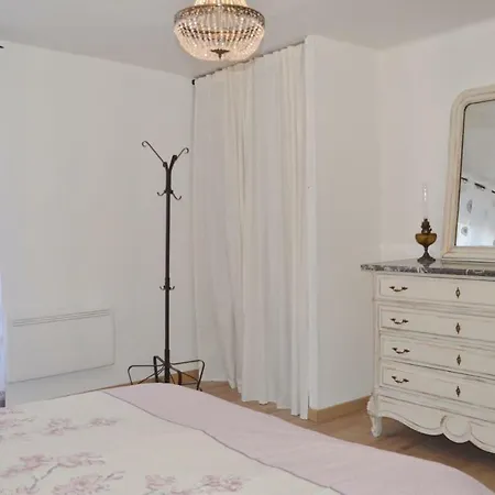 One-bedroom Holiday In * Reillanne